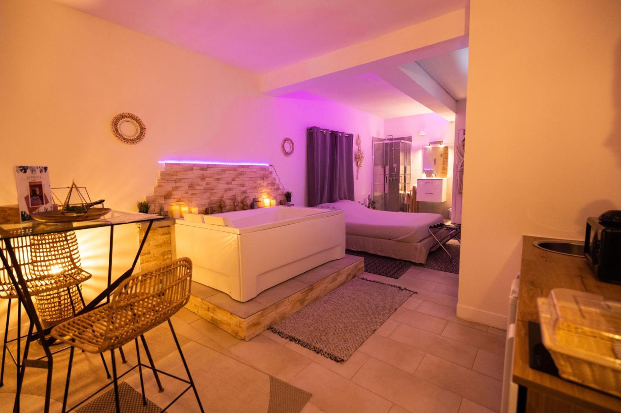 Suite And Spa La Perla Bianca Grabels Exteriör bild