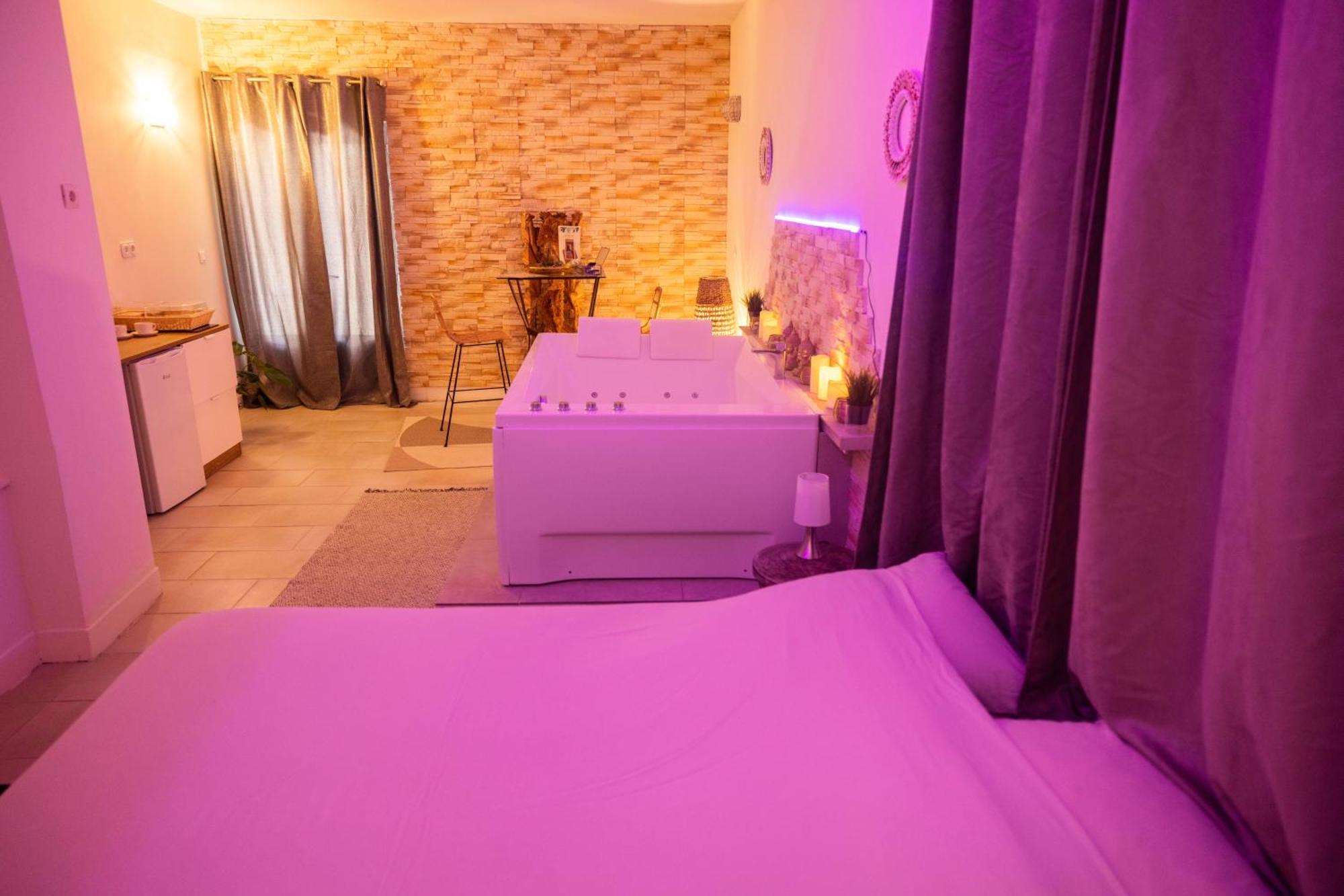 Suite And Spa La Perla Bianca Grabels Exteriör bild